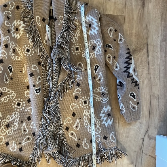 BNWT western paisley sweater cardigan - Picture 4 of 6